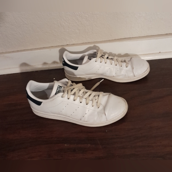 Adidas Stan Smith, men's size 11 - Picture 2 of 8